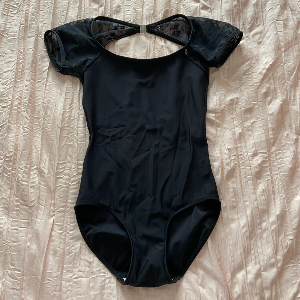 Eleve Leotard